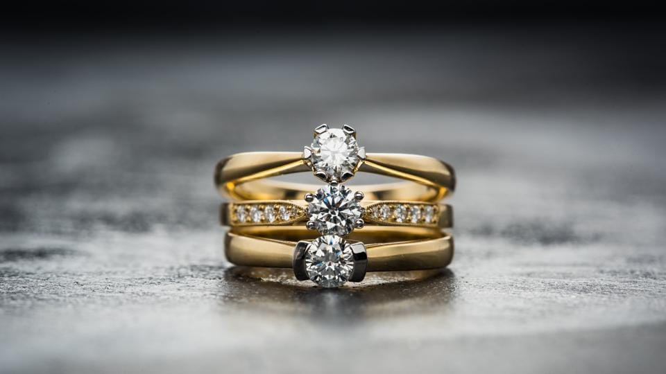 Reasons to Buy Wedding Jewelry Online