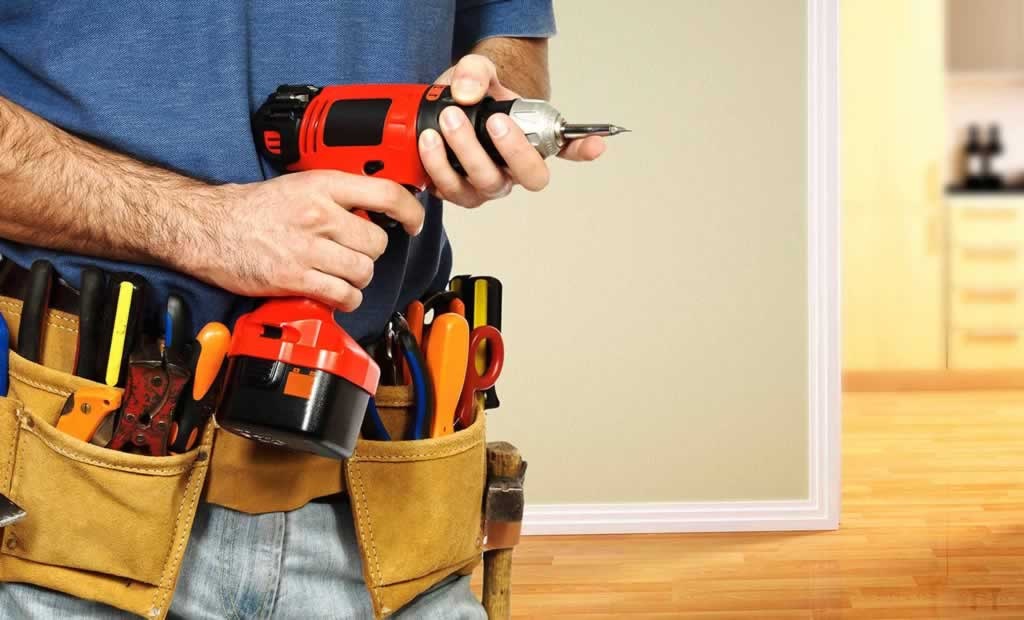How To Pick the Right Handyman for Your Home