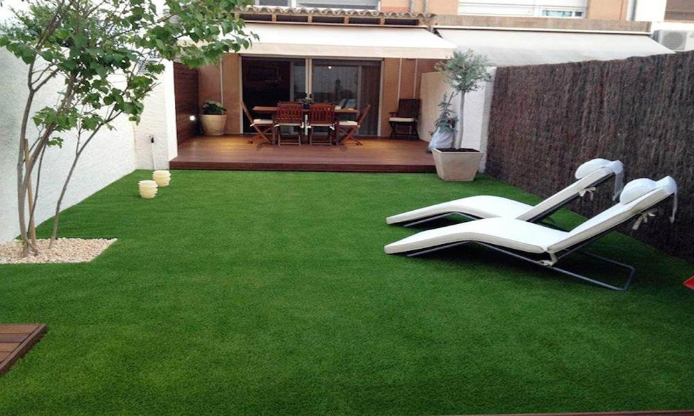 Are artificial grass a useful option for the play area