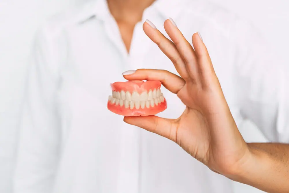 Dentures and Oral Health- Keeping Your Mouth Healthy
