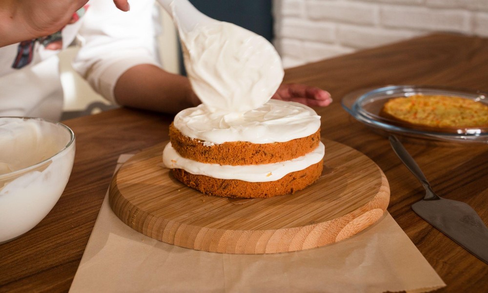 How Cake Shops Create Memorable Celebration Cakes